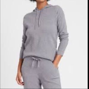 Banana Republic Heather Gray Set